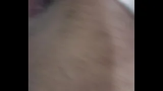 Mostrando o cuzinho depilado